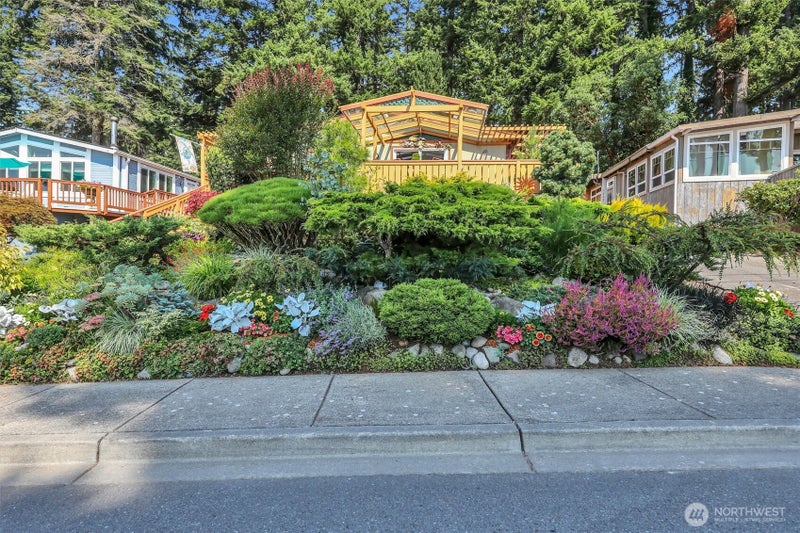 4303 77th Place NW
