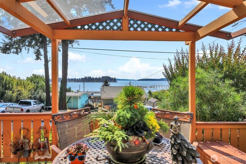 4303 77th Place NW