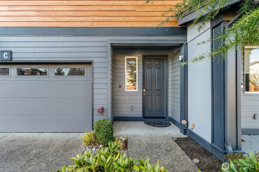 Photo of 19326 37th Avenue SE #C, Bothell, WA 98012 (MLS # 2474593)