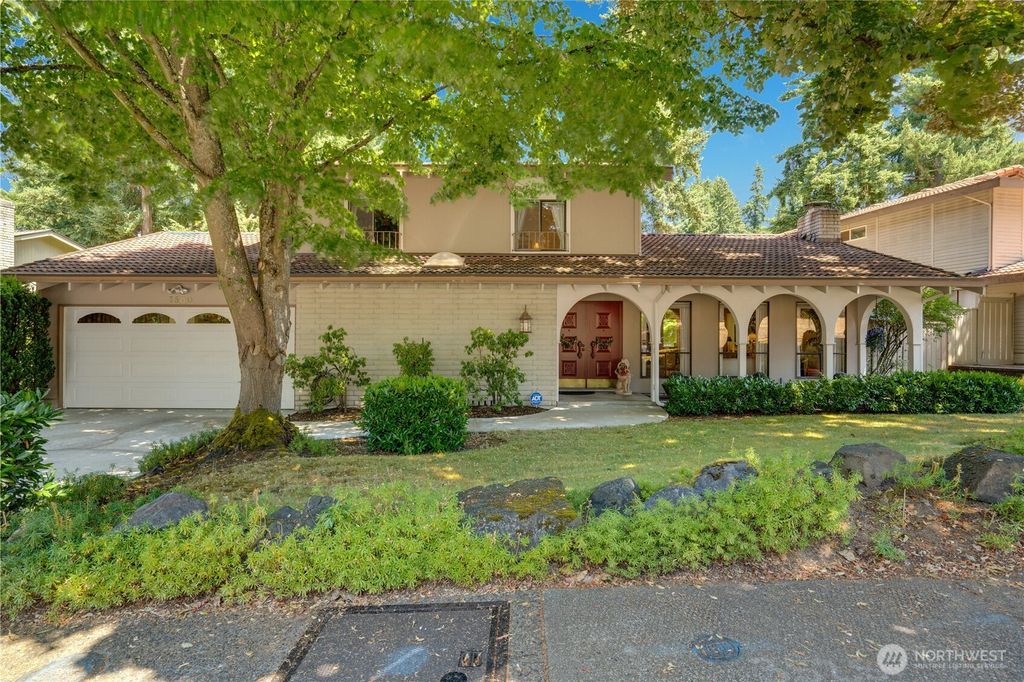 Photo of 3500 SW 325th Street, Federal Way, WA 98023 (MLS # 2404855)