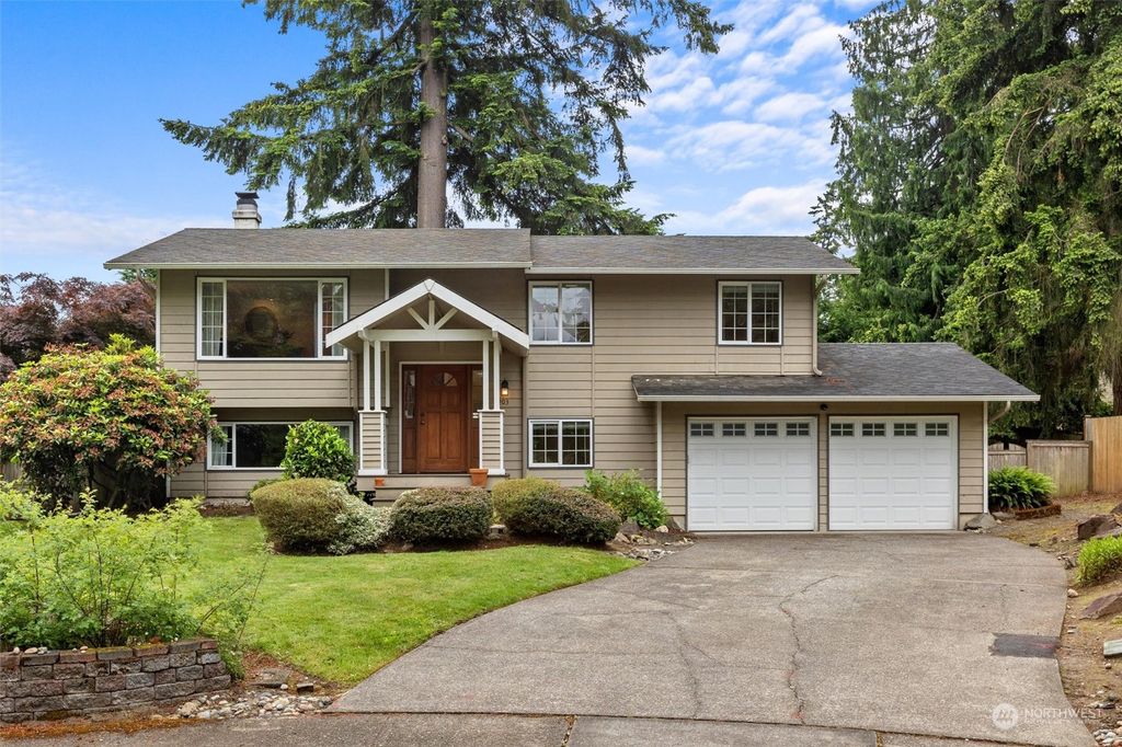 Photo of 6903 133rd Court NE, Redmond, WA 98052 (MLS # 2252021)