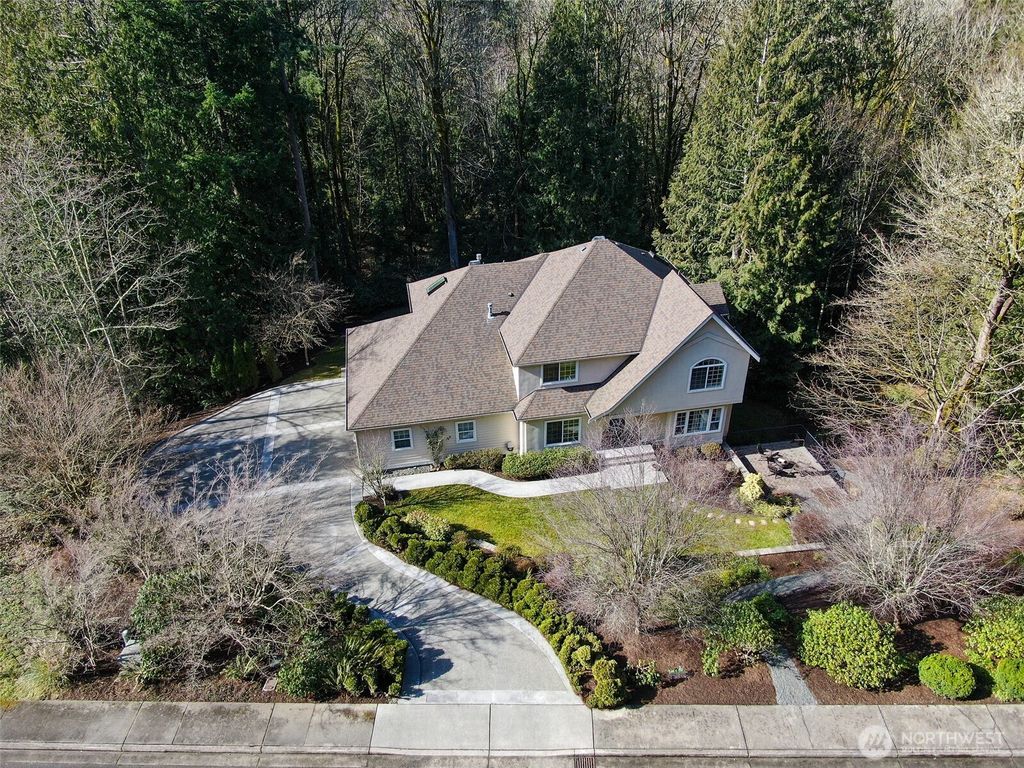 Photo of 55 Mt Quay Drive NW, Issaquah, WA 98027 (MLS # 2333371)