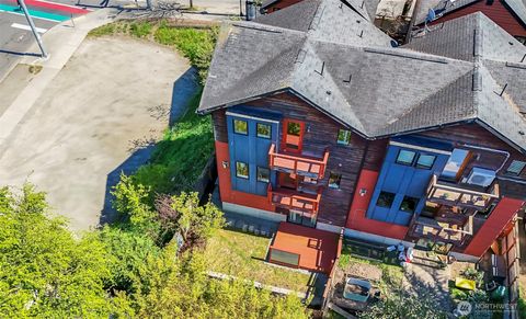 Photo of 421 23rd Avenue #B, Seattle, WA 98122 (MLS # 2429621)