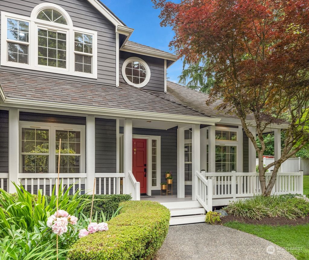 Photo of 22322 NE 111th Place, Redmond, WA 98053 (MLS # 2126622)