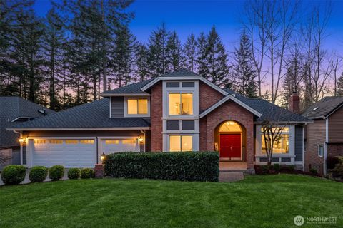 Photo of 3233 241st Avenue SE, Sammamish, WA 98029 (MLS # 2494335)