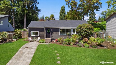 Photo of 16237 10th Avenue NE, Shoreline, WA 98155 (MLS # 2536670)