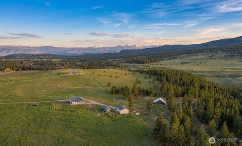 Photo of 1475 Havillah Road, Tonasket, WA 98855 (MLS # 2493135)