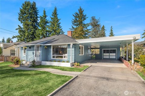 Photo of 307 Tamarack Avenue, Everett, WA 98203 (MLS # 2443369)