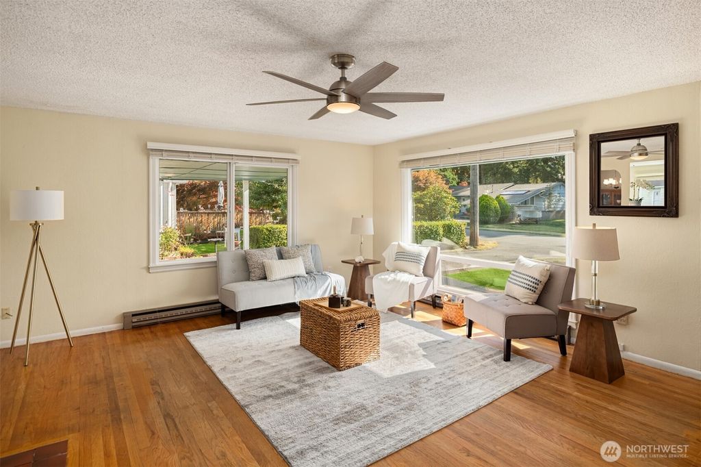 Photo of 307 Tamarack Avenue, Everett, WA 98203 (MLS # 2443369)