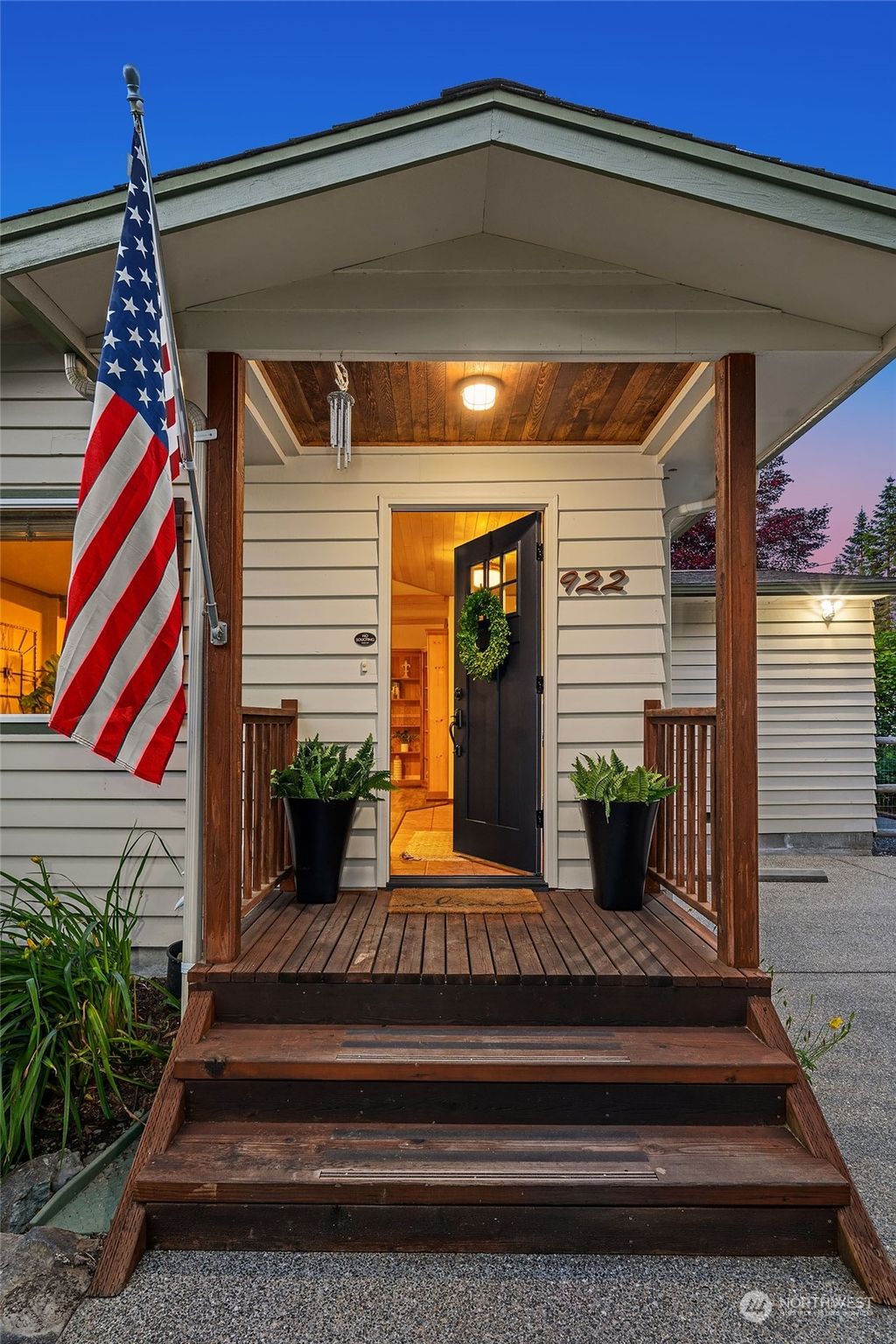 Photo of 922 Ballarat Avenue NE, North Bend, WA 98045 (MLS # 2253984)