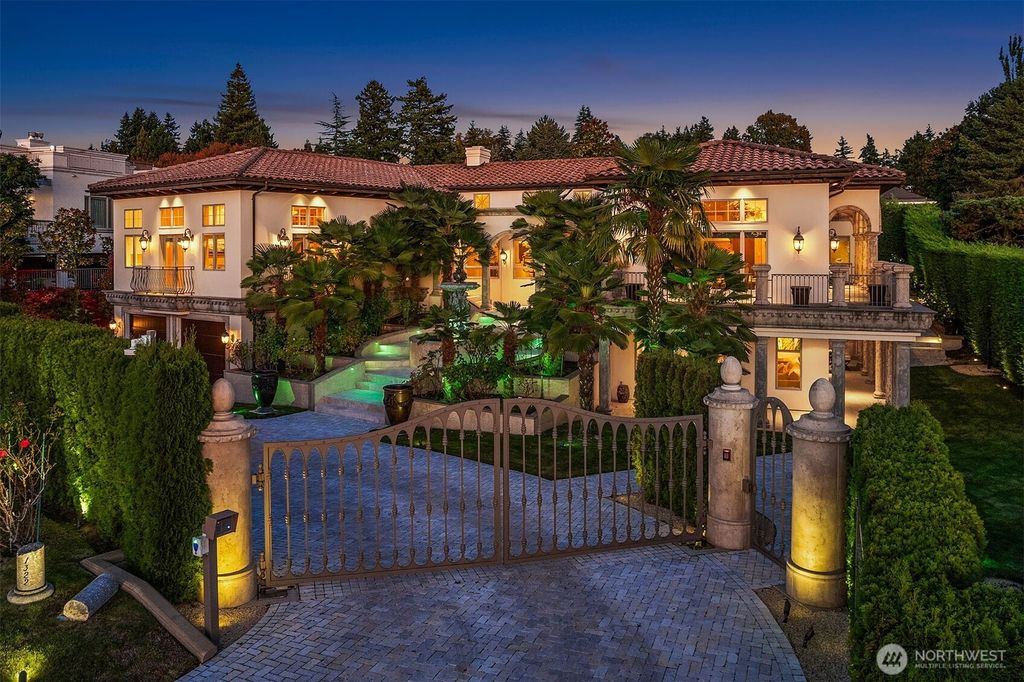 Photo of 1322 91st Avenue NE, Clyde Hill, WA 98004 (MLS # 2445268)