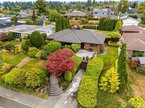 Photo of 811 Rucker Avenue, Everett, WA 98201 (MLS # 2428263)