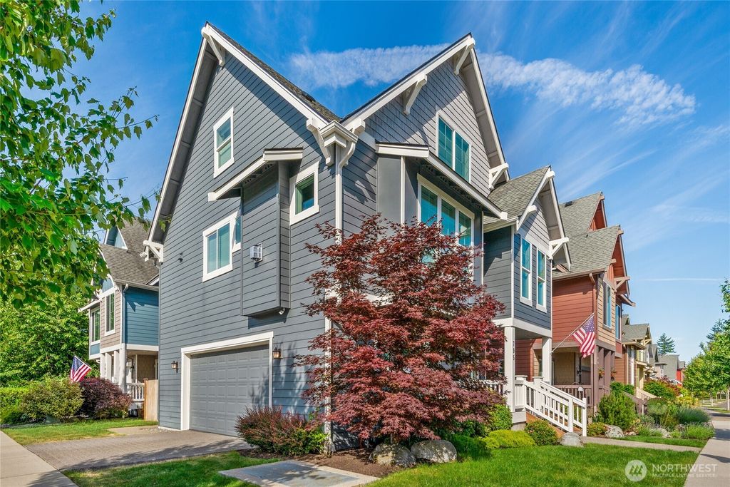 Photo of 795 NE 2nd Street, North Bend, WA 98045 (MLS # 2391841)