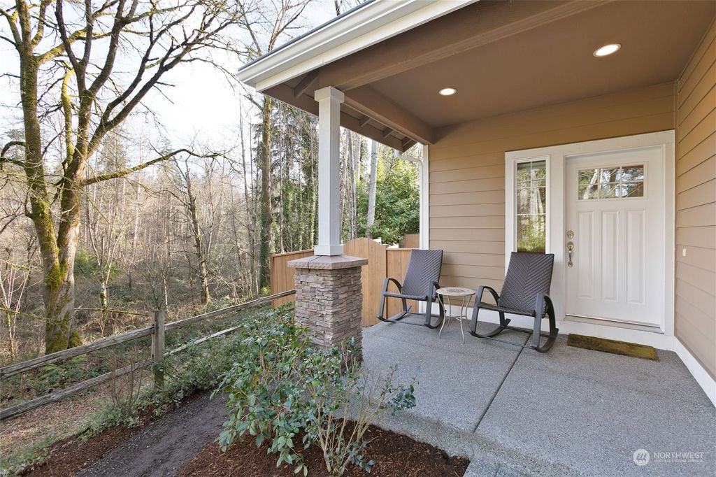 Photo of 17821 SE 134th Street, Renton, WA 98059 (MLS # 2026597)