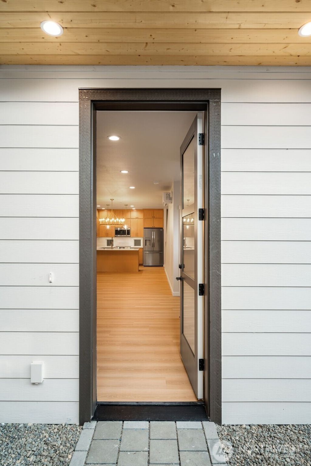 Photo of 10602 NE 137th Place, Kirkland, WA 98034 (MLS # 2484008)