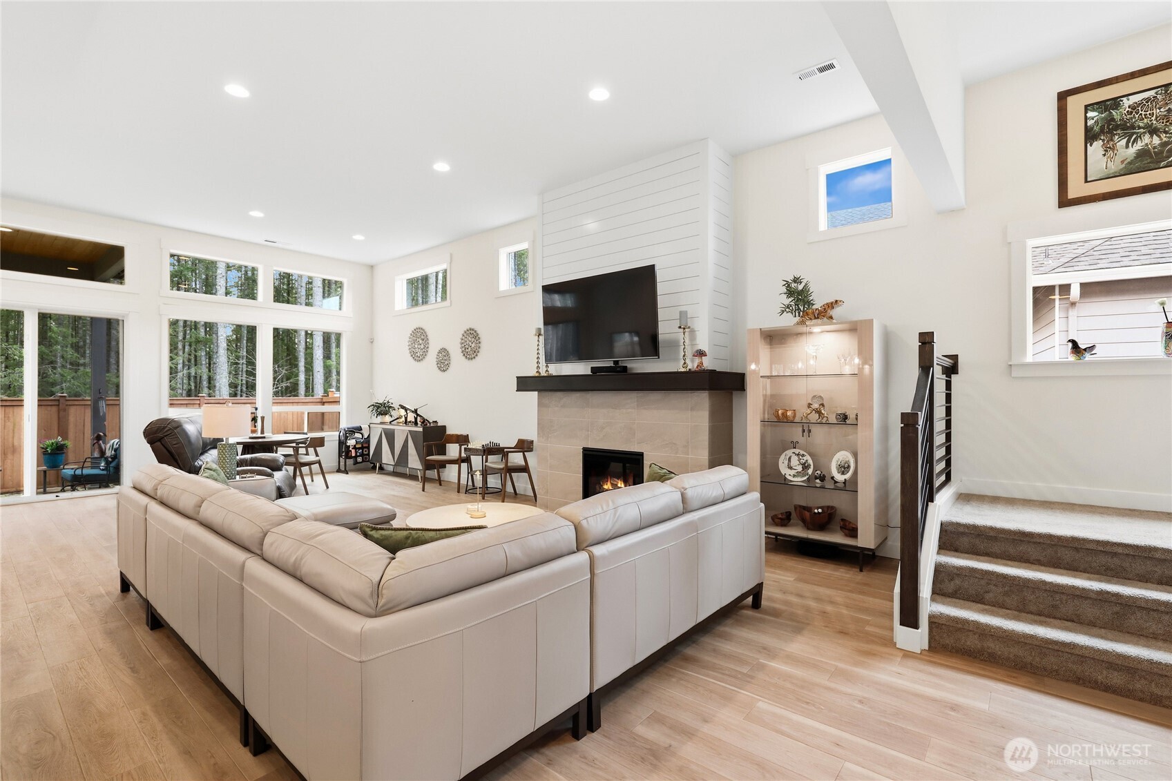 6353 Great Glen Road SW