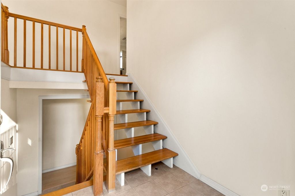 Photo of 13312 SE 233rd Street, Kent, WA 98042 (MLS # 2179762)