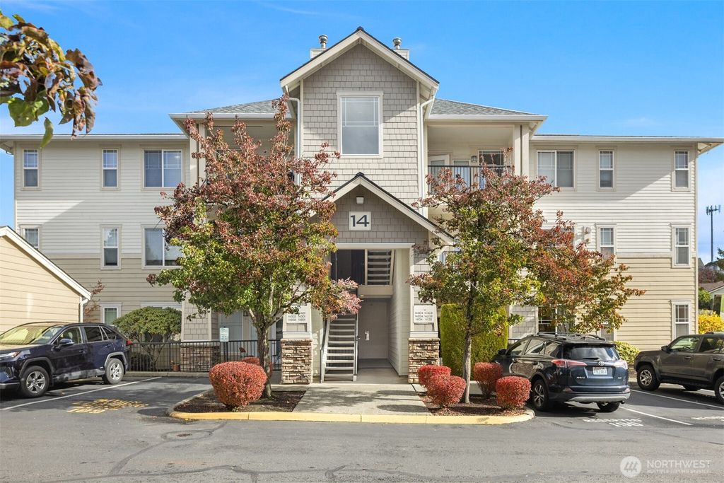 Photo of 15026 40th Avenue W #14-103, Lynnwood, WA 98087 (MLS # 2449115)