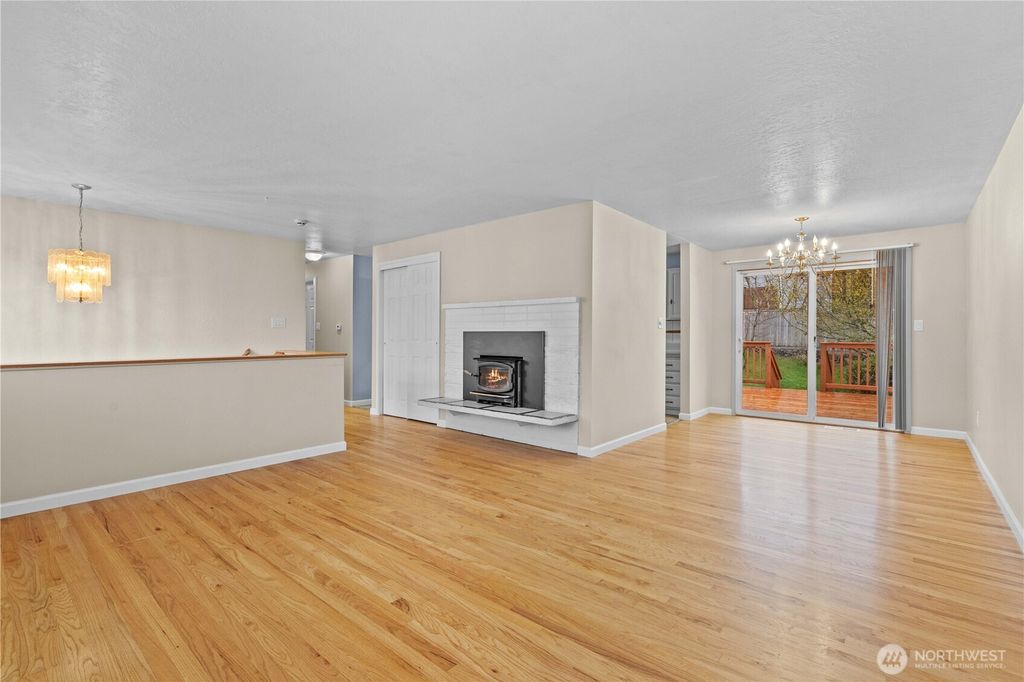 Photo of 16709 58th Place W, Lynnwood, WA 98037 (MLS # 2494280)