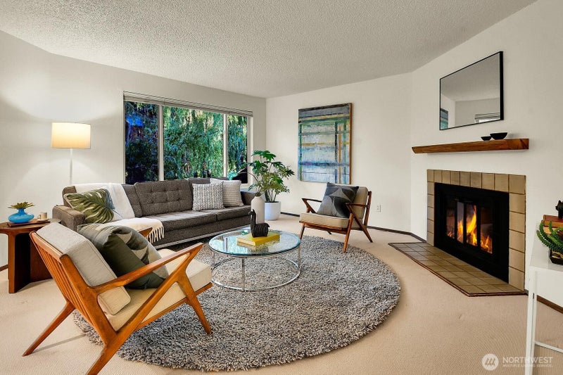 2300 NE 89th Street 2304