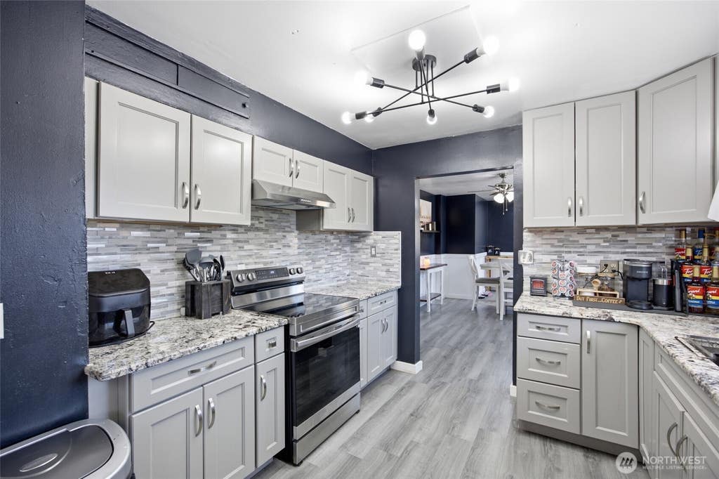 Photo of 1218 SW D St ST, Ephrata, WA 98823 (MLS # 2553605)