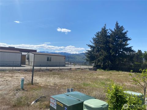 Photo of 116 Harold Street NE, East Wenatchee, WA 98802 (MLS # 2510042)