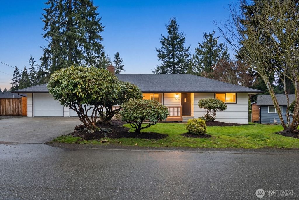 Photo of 20407 30th Avenue W, Lynnwood, WA 98036 (MLS # 2503660)