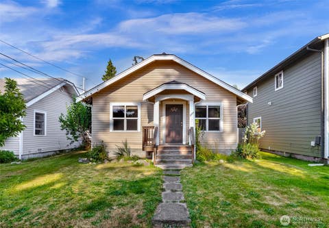 Photo of 2534 Cherry Street, Bellingham, WA 98225 (MLS # 2559671)