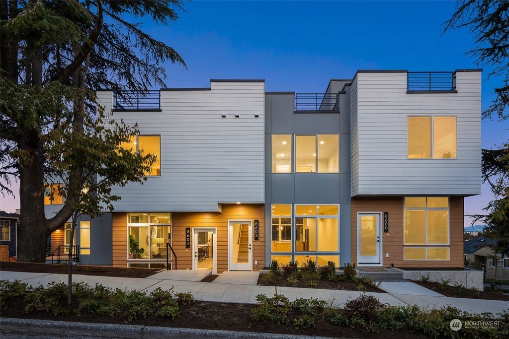Photo of 8602 Linden Avenue N, Seattle, WA 98103 (MLS # 2292765)