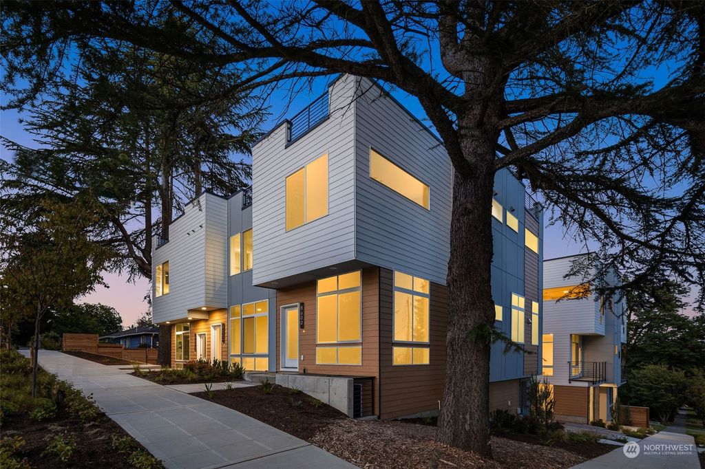 Photo of 8602 Linden Avenue N, Seattle, WA 98103 (MLS # 2292765)