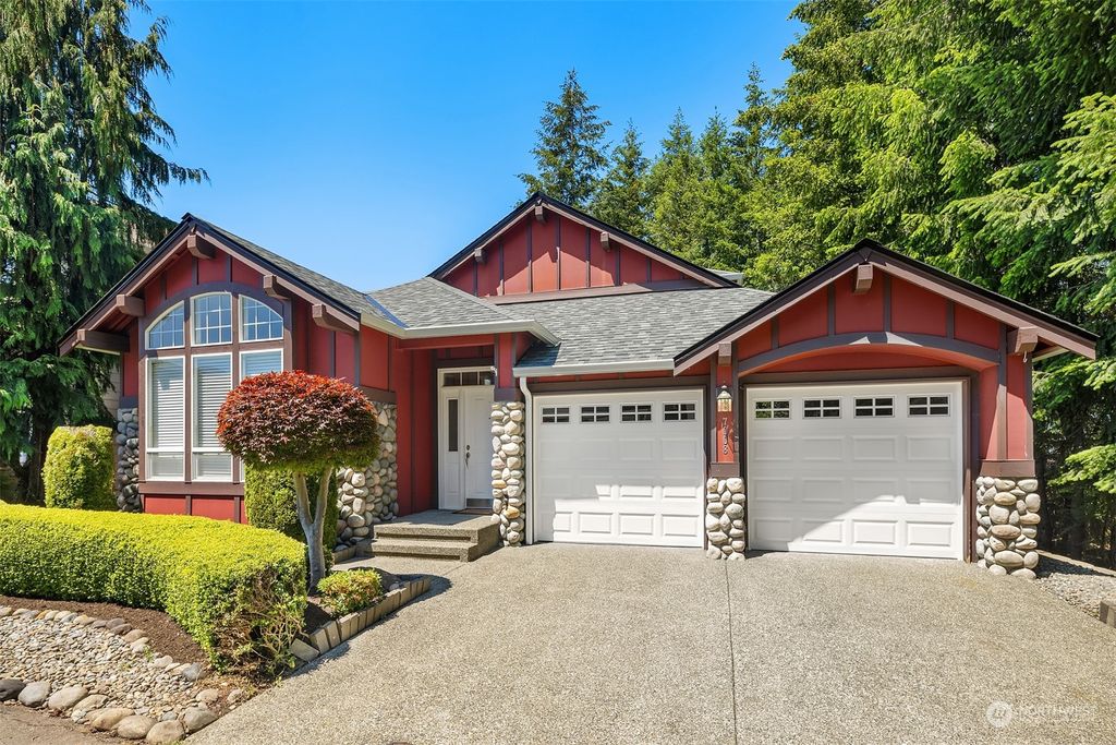 Photo of 7008 Curtis Drive SE, Snoqualmie, WA 98065 (MLS # 2242780)