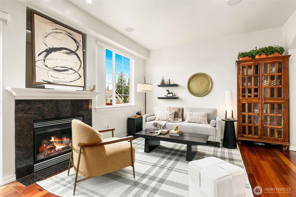 Photo of 24124 40th Avenue SE, Bothell, WA 98021 (MLS # 2513250)