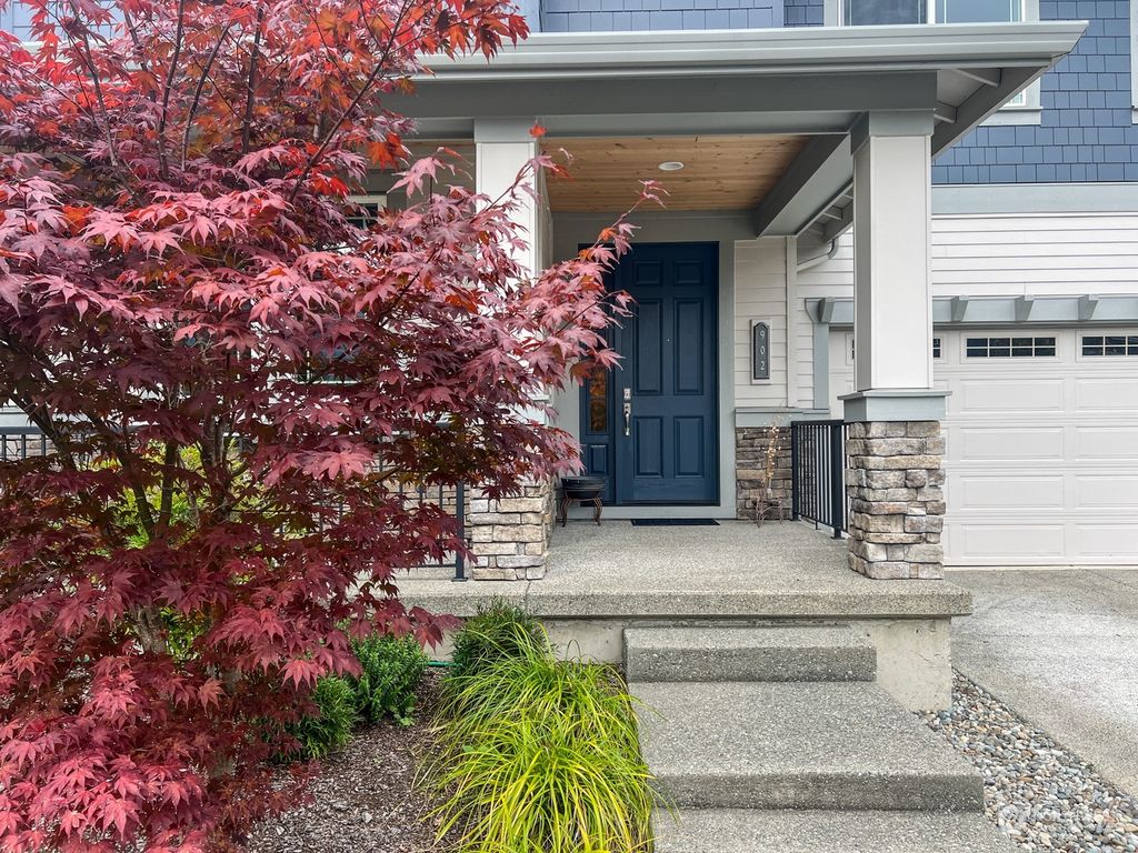Photo of 902 SE Symmons Place, North Bend, WA 98045 (MLS # 2302344)