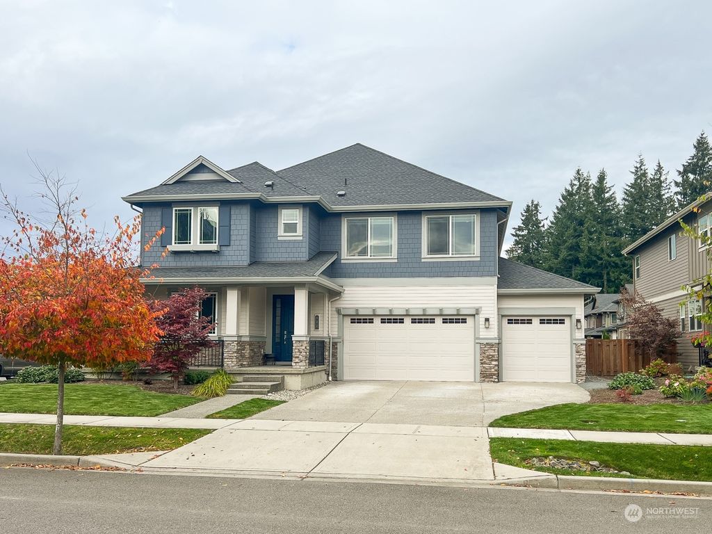 Photo of 902 SE Symmons Place, North Bend, WA 98045 (MLS # 2302344)