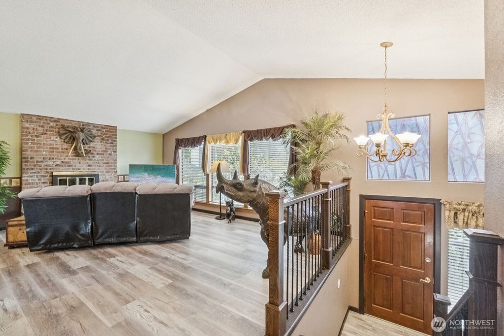 Photo of 511 S 31st Street, Renton, WA 98055 (MLS # 2499894)