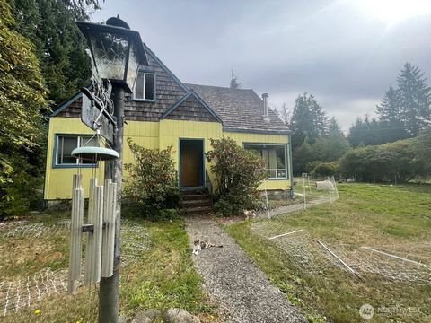 Photo of 5506 US Highway 101, Neilton, WA 98566 (MLS # 2441452)