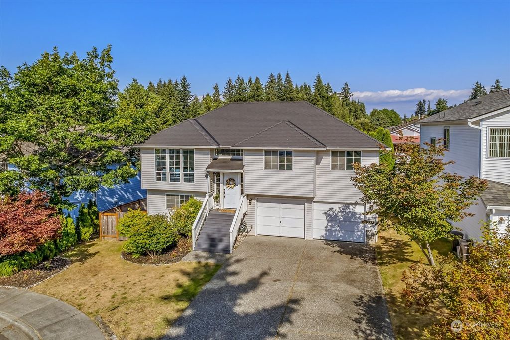 Photo of 6019 Meridian Avenue, Everett, WA 98203 (MLS # 2278512)