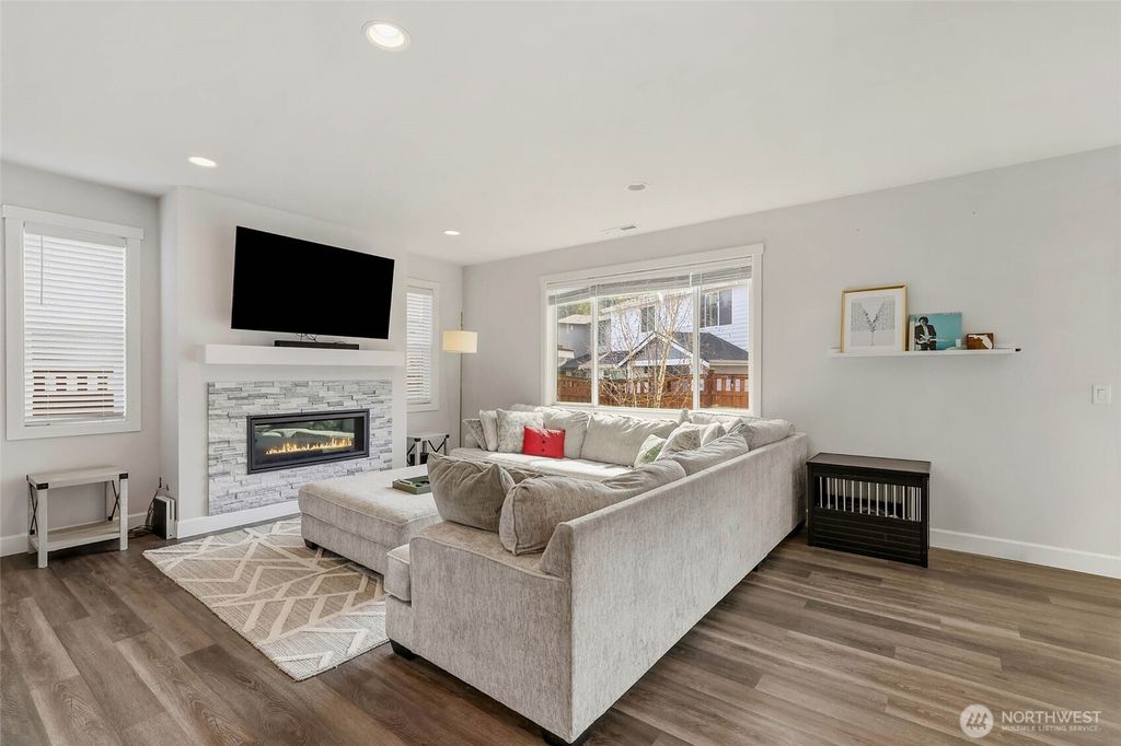 Photo of 18612 135th Lane E, Bonney Lake, WA 98391 (MLS # 2503003)