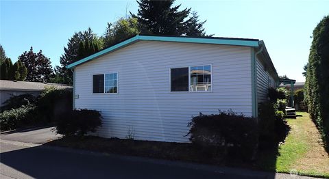 Photo of 16812 SE 1st Street #80, Vancouver, WA 98684 (MLS # 2443233)