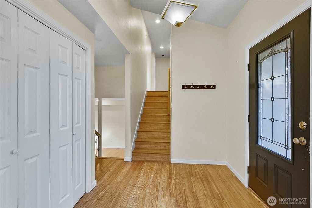 Photo of 13009 SE 49th Street, Bellevue, WA 98006 (MLS # 2498548)