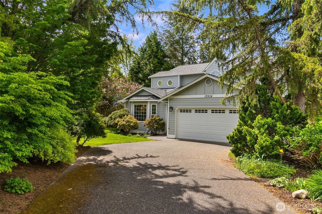Photo of 12904 13th Place Pl NE, Lake Stevens, WA 98258 (MLS # 2369184)