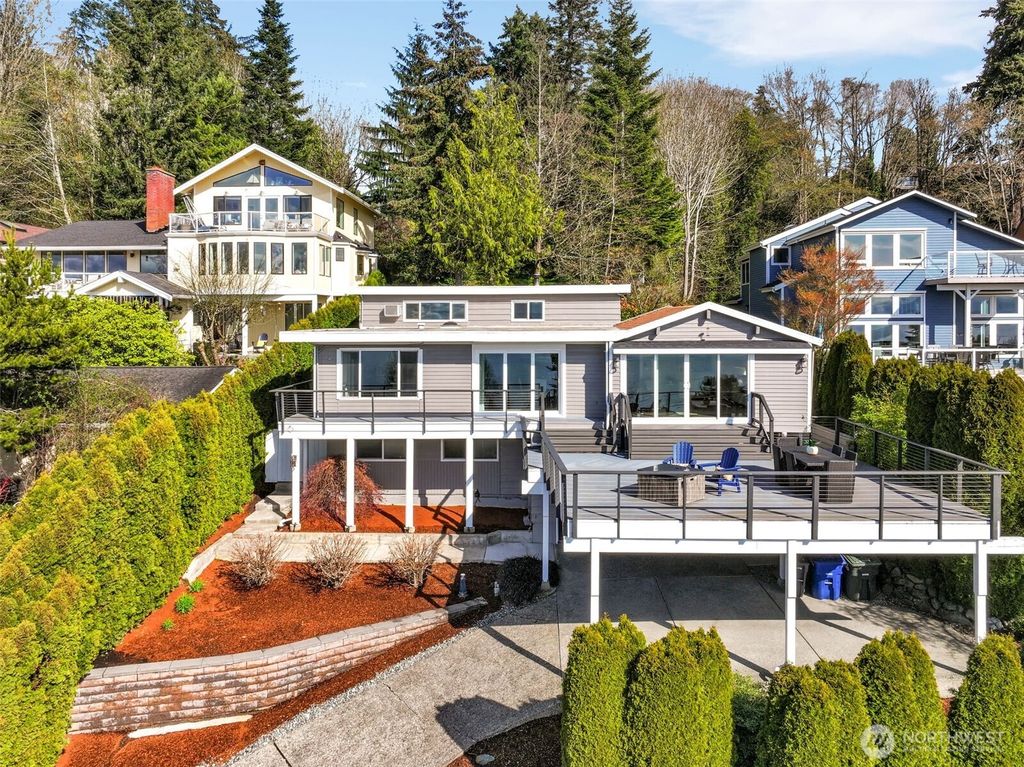 Photo of 27044 10th Avenue S, Des Moines, WA 98198 (MLS # 2353607)