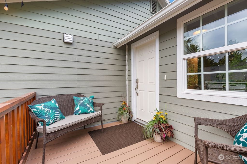 Photo of 13925 56th Place S, Tukwila, WA 98168 (MLS # 2296763)