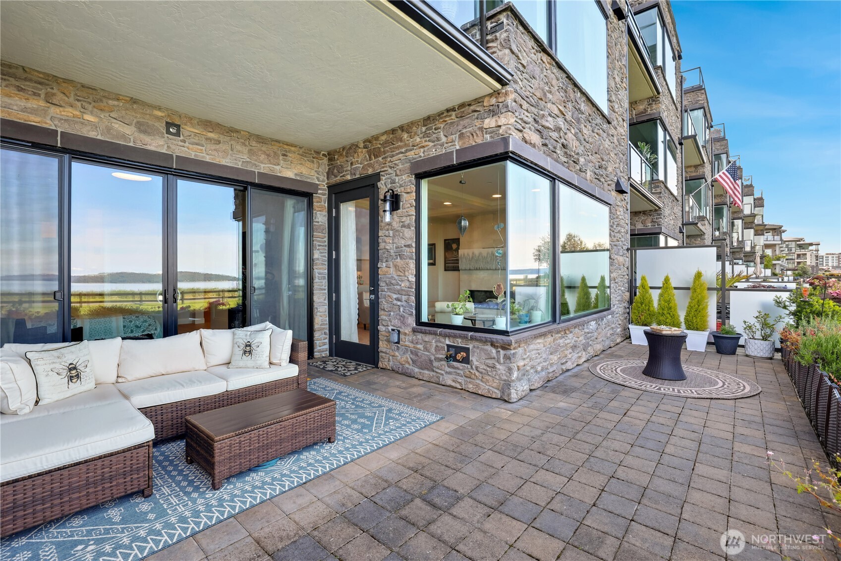 4907 Main Street 107
