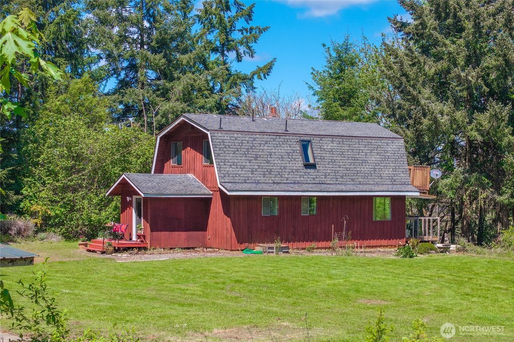 Photo of 12438 Witland Lane SE, Yelm, WA 98597 (MLS # 2526211)