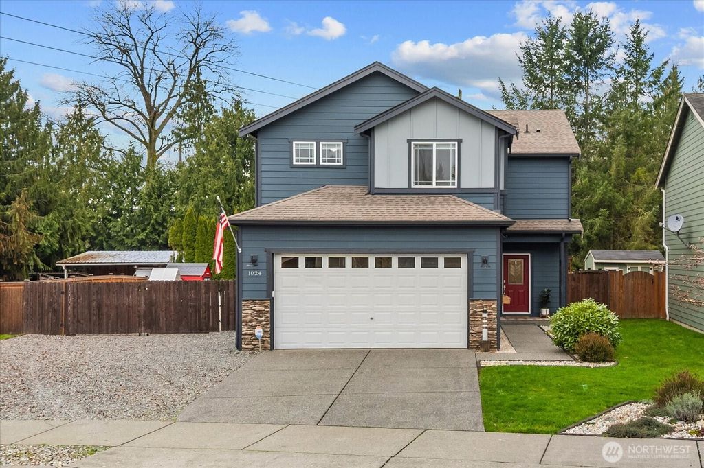 Photo of 1024 Grant Place, Snohomish, WA 98290 (MLS # 2465596)