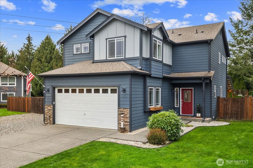 Photo of 1024 Grant Place, Snohomish, WA 98290 (MLS # 2465596)