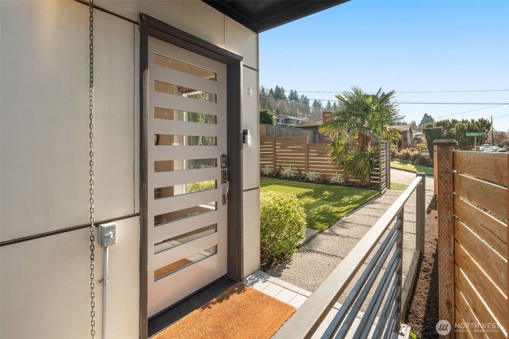 Photo of 4518 SW Austin Street, Seattle, WA 98136 (MLS # 2479307)