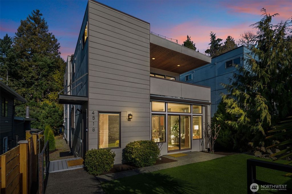 Photo of 4518 SW Austin Street, Seattle, WA 98136 (MLS # 2479307)