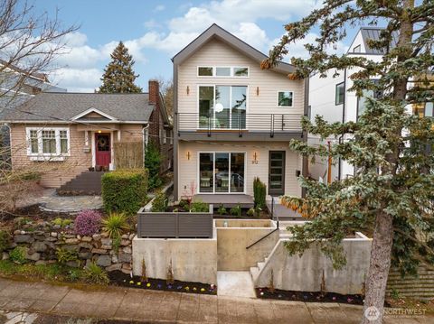 912 N 76th Street, Seattle, WA 98103 - MLS#: 2335623